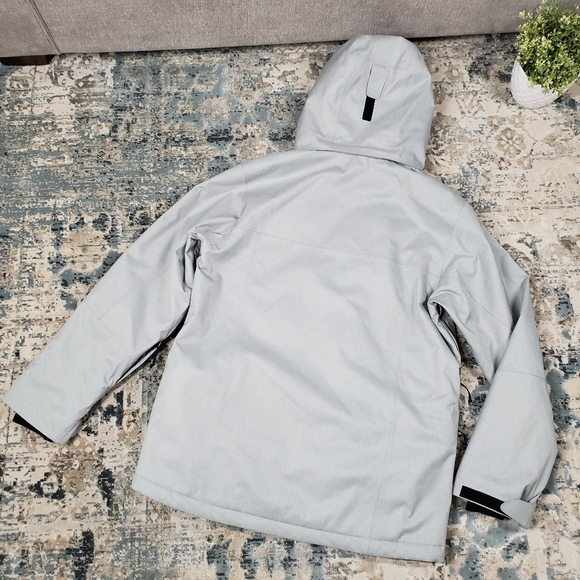 Columbia Omni-Tech Winter Ski Jacket - Picture 9 of 16